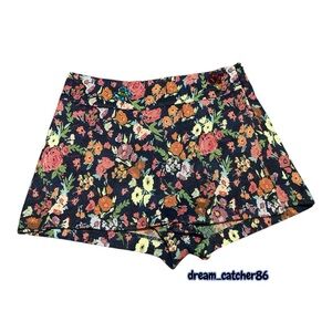 Zara‎ Floral High Waist Women's Shorts - Multicolor Sz M